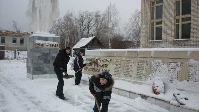 ochitska_pamyatnika.70_let_oblasti_001.jpg, 796 KB